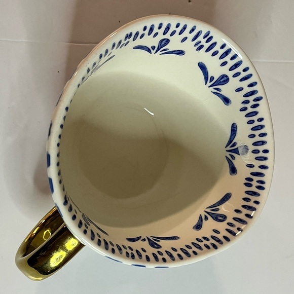 Blue & White Ceramic Coffee/Tea Cup with Gold Handle – Hand Wash Only - Picture 7 of 8
